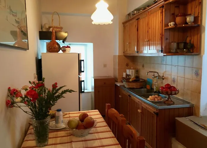 Selinofoto - A Beautiful, Traditional House In Vathy, Ithaca *